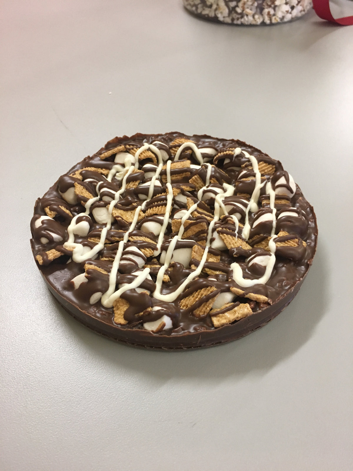 Chocolate Pizza with Pizazz™ 6" (Mini Supreme Smores)