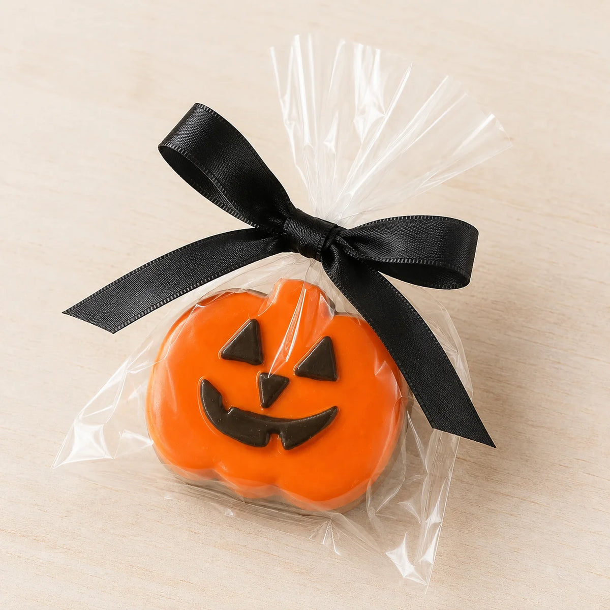 Gourmet Chocolate Molded Oreo® — Jack-o-Lantern, Gift Bag with Bow